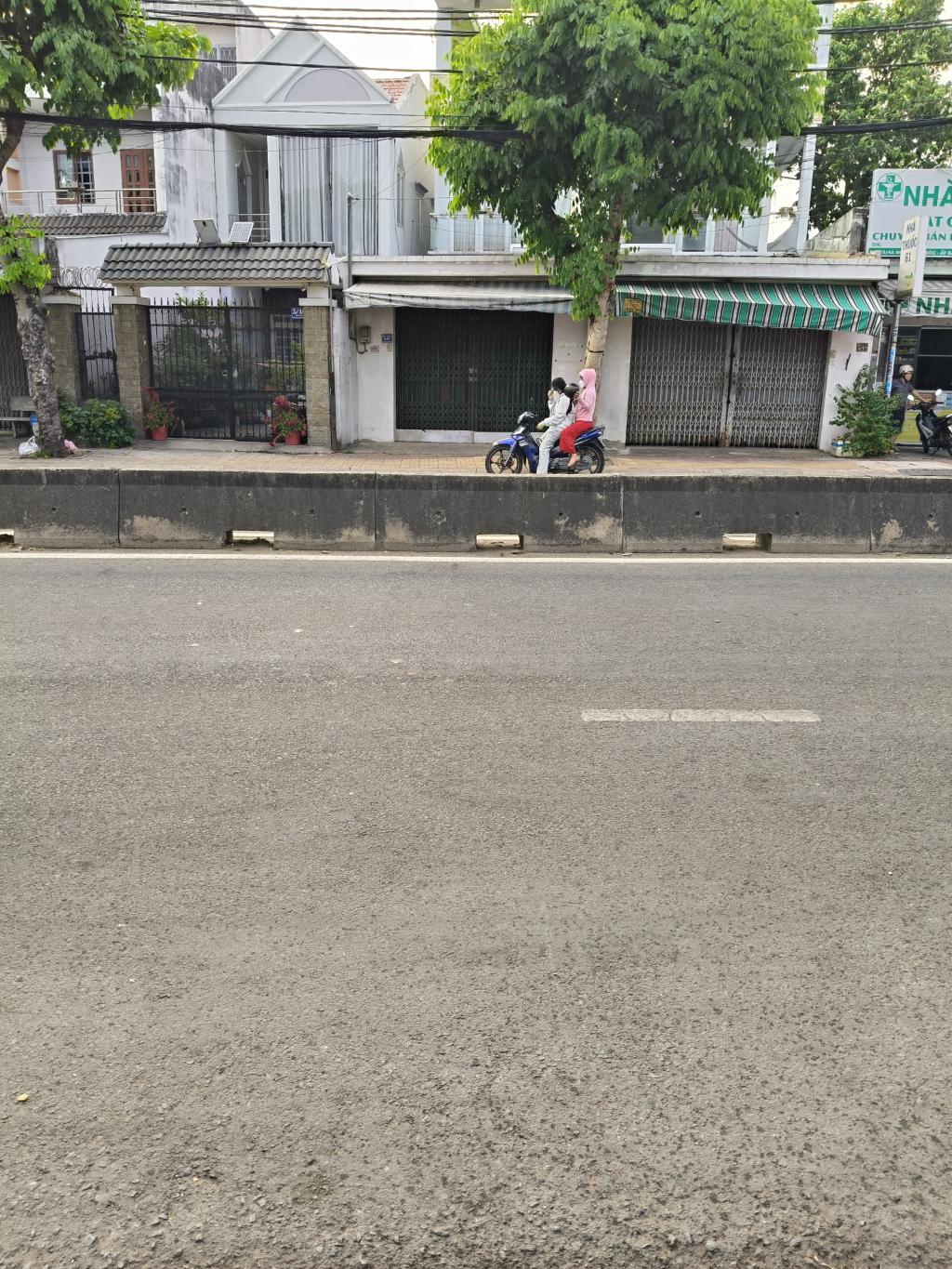 Nhà mặt phố Nguyễn Thị Sóc, Bà Điểm, Hóc Môn - 430m2, 38.8 tỷ - Cơ hội đầu tư vàng! - Ảnh chính